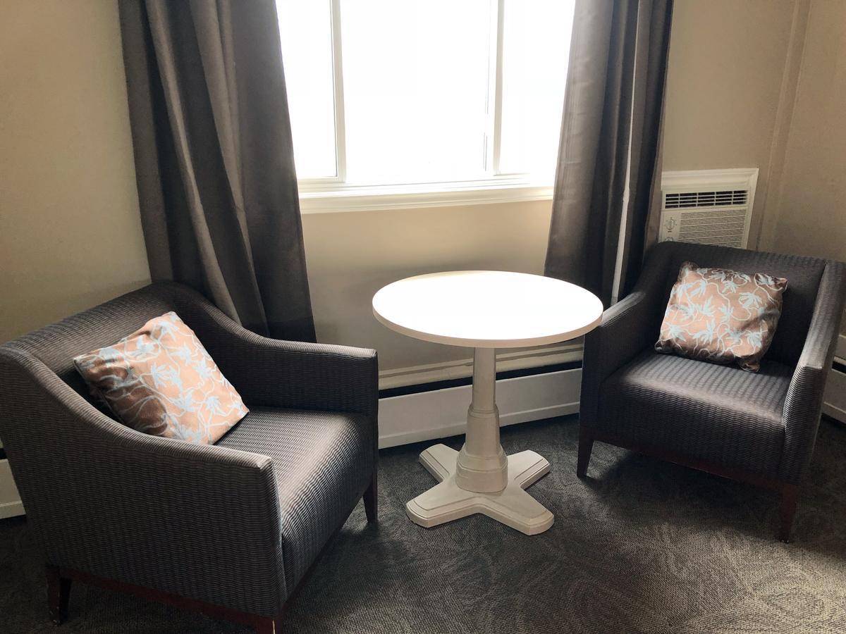 Seasons Inn Halifax Eksteriør billede
